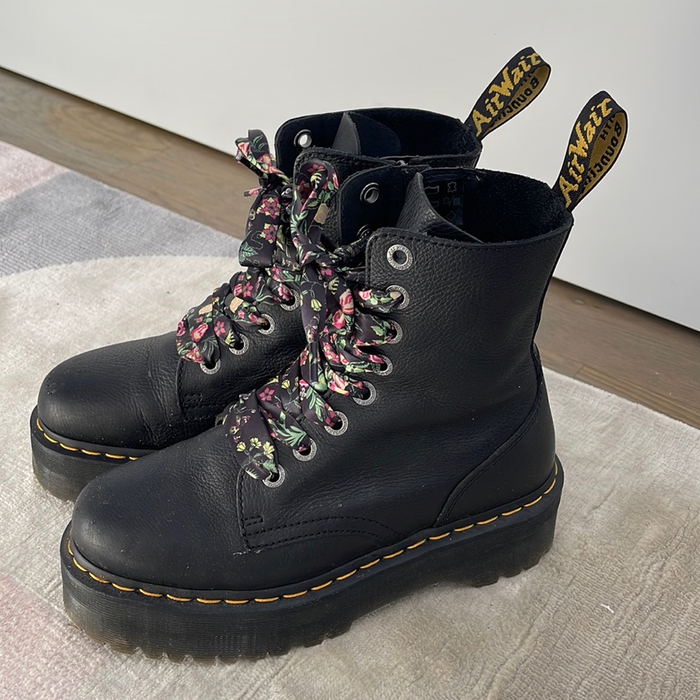 NEW Doc Martens Jaden Boot + floral laces included